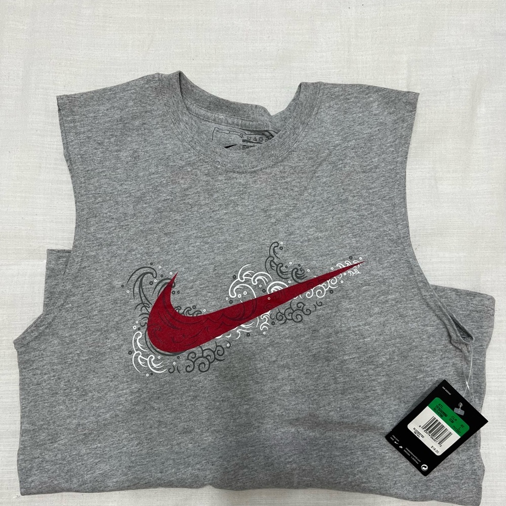 Nike shirt. Boys L. New with tags tank.